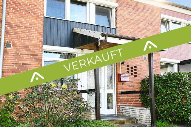 VERKAUFT. Gemütliches Mittelreihenhaus mit Carport, Vollkeller und ausgebautem Spitzboden