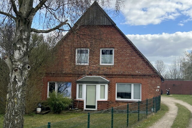 HL-Steinrade. Charmantes Bauernhaus mit Potenzial. Provisionsfrei!