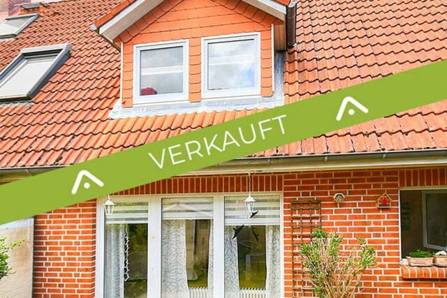 VERKAUFT. Schöne, gepflegte Doppelhaushälfte mit Eigenlandgrundstück in Lübeck-Moisling zu kaufen
