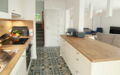Haus-Sorgenfrei--Ferienwohnung-7-Küche-EG--(1)