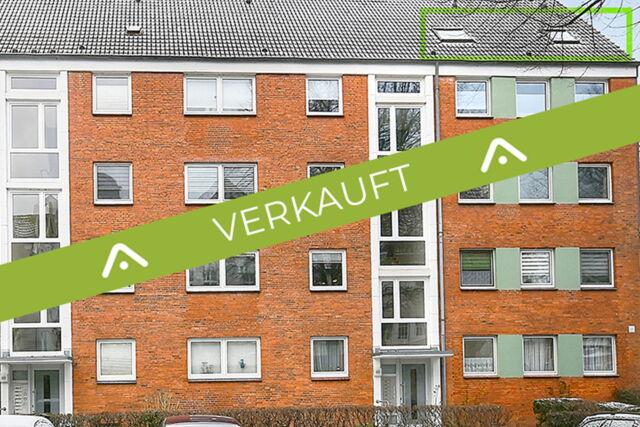 VERKAUFT. HL St.Jürgen. Sanierungsbedürftige 3 Zimmer DG Wohnung mit Balkon und 7 Türme Blick.