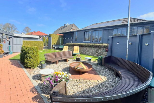 Schönberg in MV. Erstklassiger Bungalow mit wunderbarem Garten, Carport, und Solaranlage