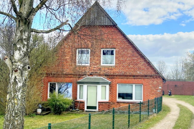 HL-Steinrade. Charmantes Bauernhaus mit Potenzial. Provisionsfrei!