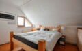 Whg-Kücknitz-Schlafzimmer-1
