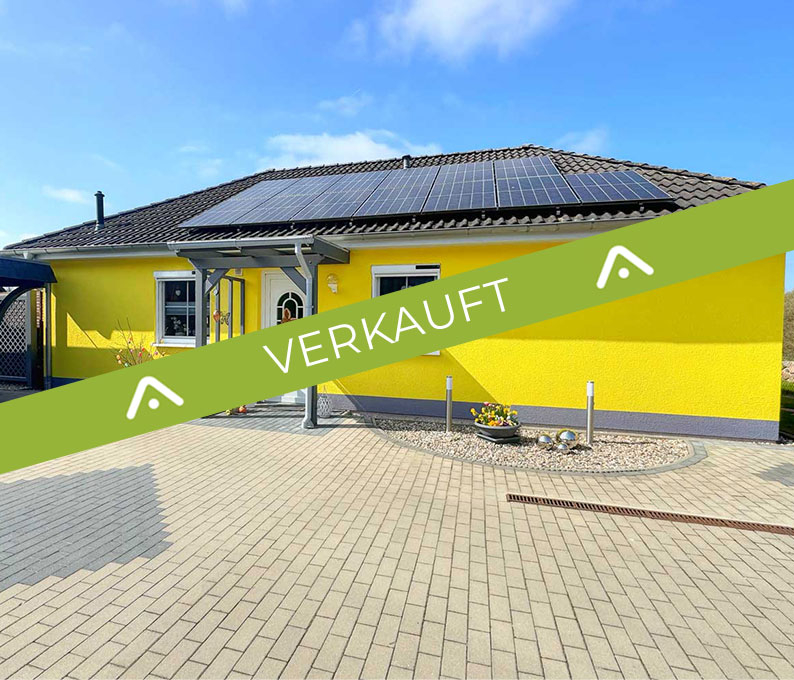 VERKAUFT. Schönberg in MV. Erstklassiger Bungalow mit wunderbarem Garten, Carport, und Solaranlage